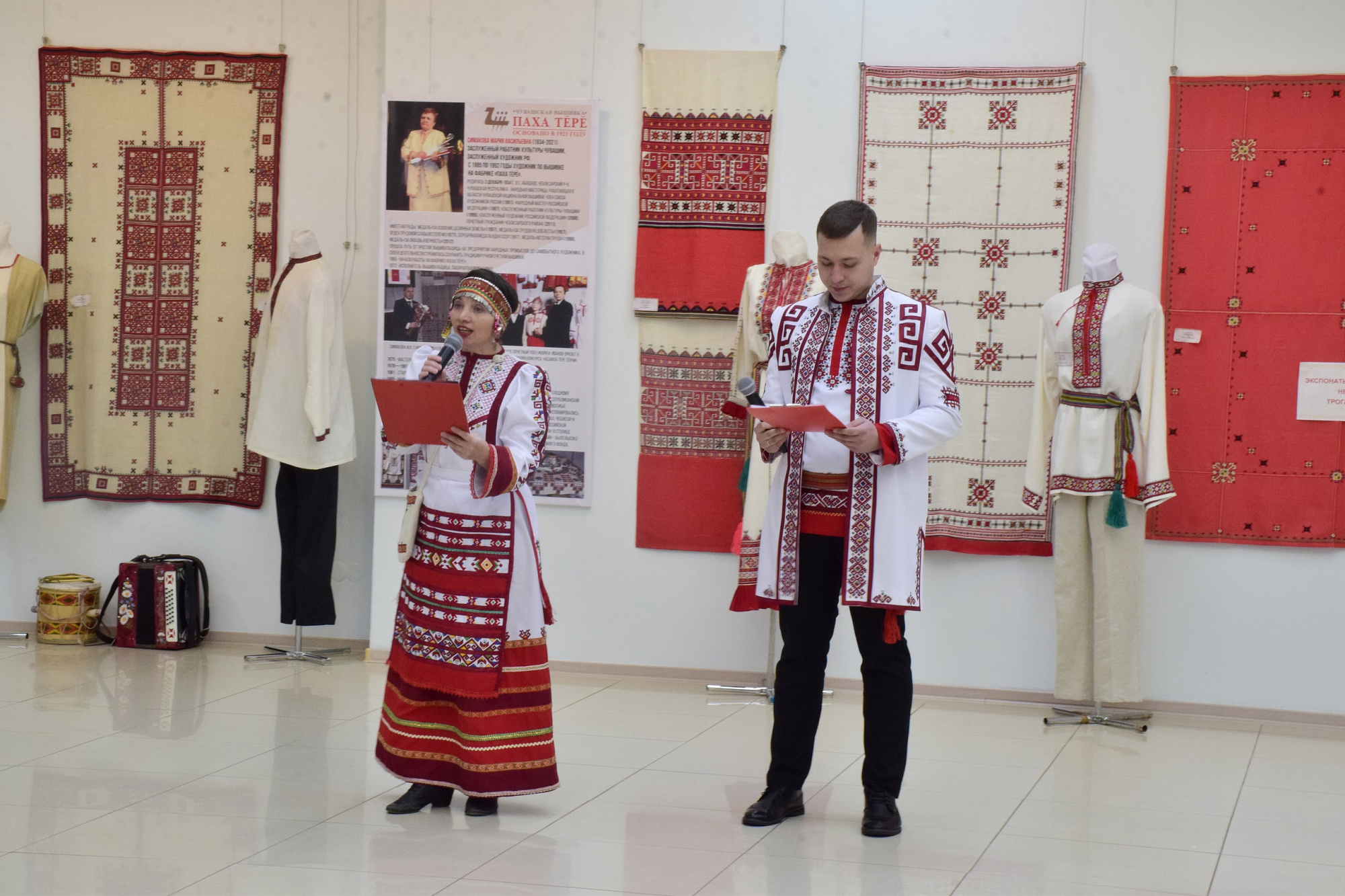 ЦЕНТР НАРОДНОГО ТВОРЧЕСТВА | Состоялся Республиканский конкурс «Чăваш  пики», посвященный Дню чувашской вышивки